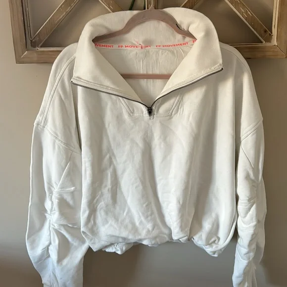 Free People Valley Girl Pullover NWOT White Large - Picture 2 of 10